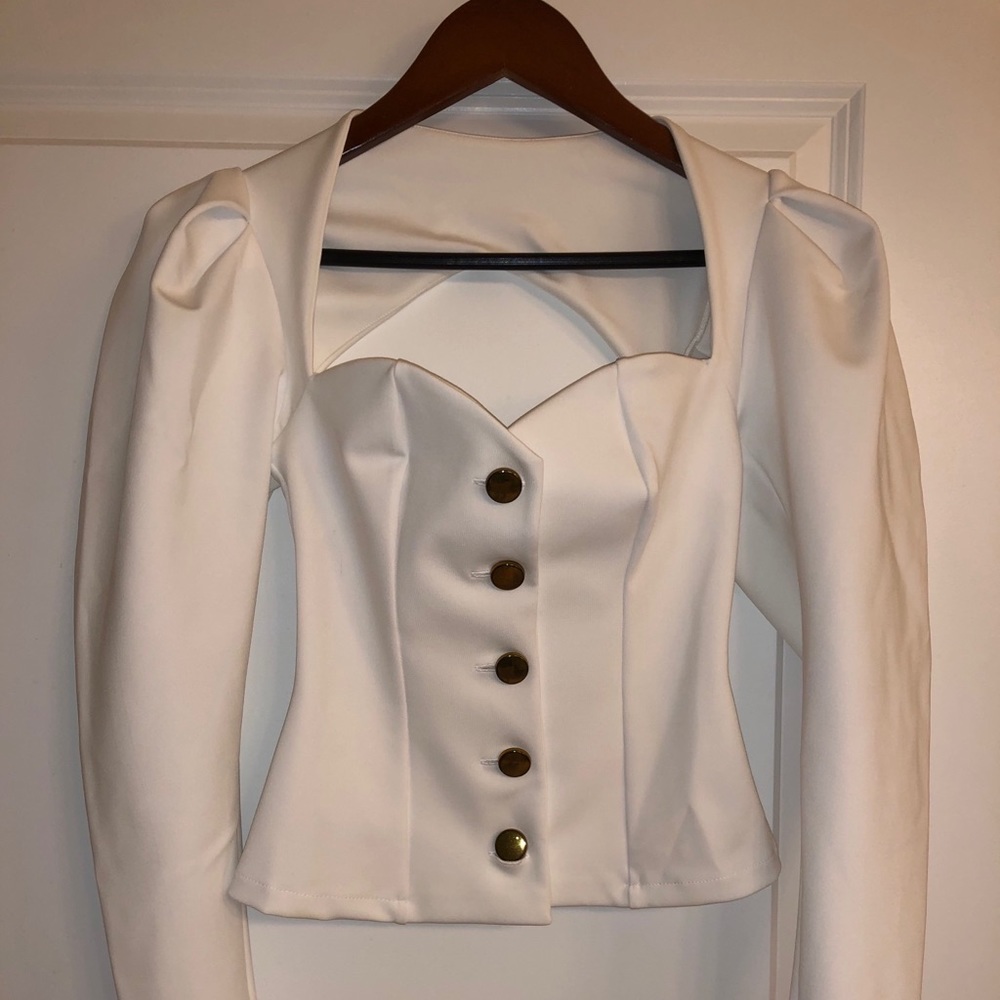 ❌SOLD❌ASOS White top with puff sleeve. Size 2. XS